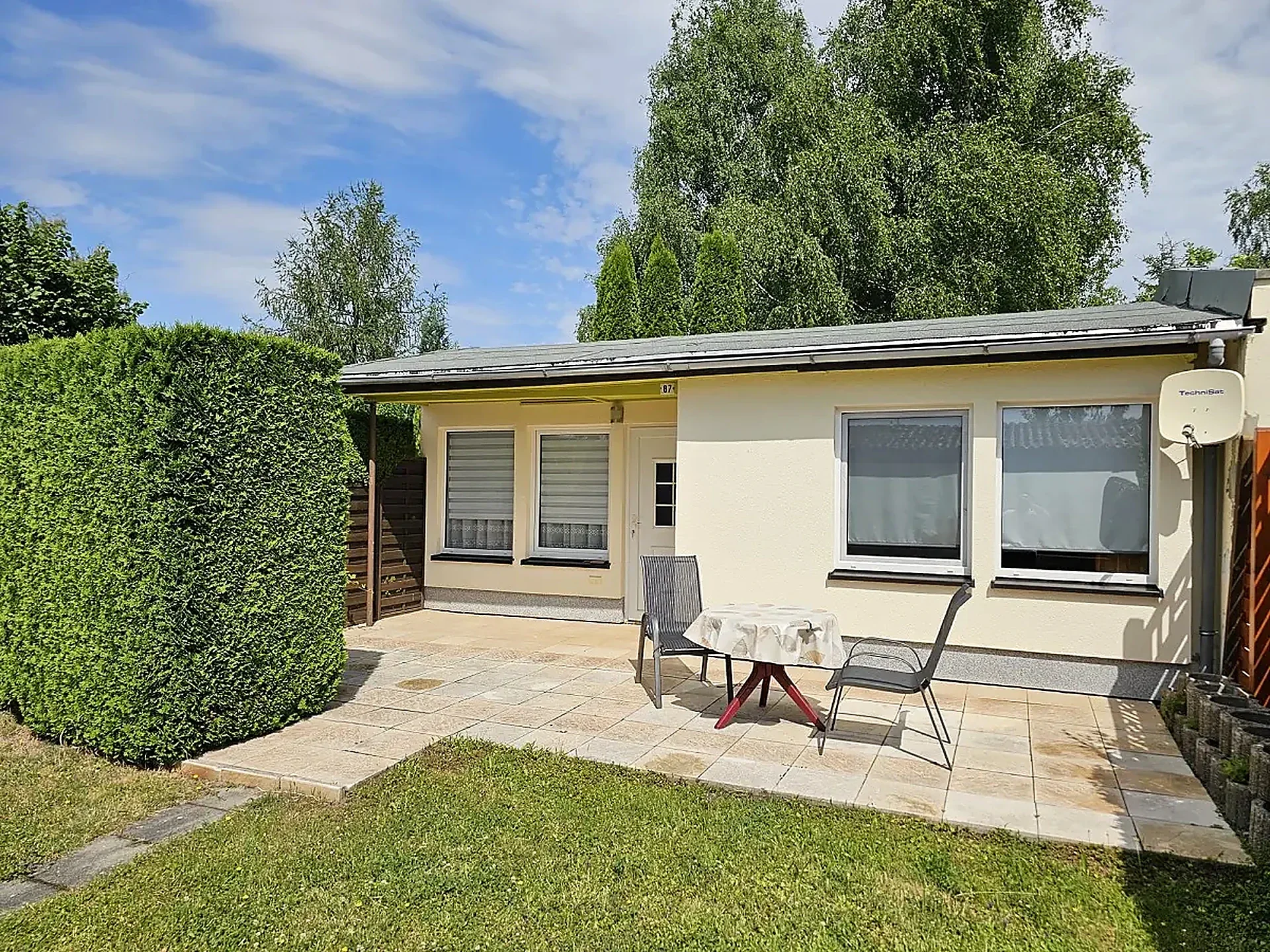 Bungalow 087 am Zeulenrodaer Meer – Eindrucksvolle Hero-Außenansicht