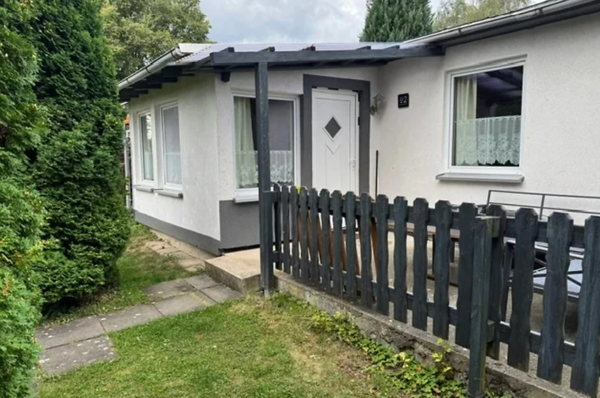 Bungalow 092 am Zeulenrodaer Meer – Eindrucksvolle Hero-Außenansicht